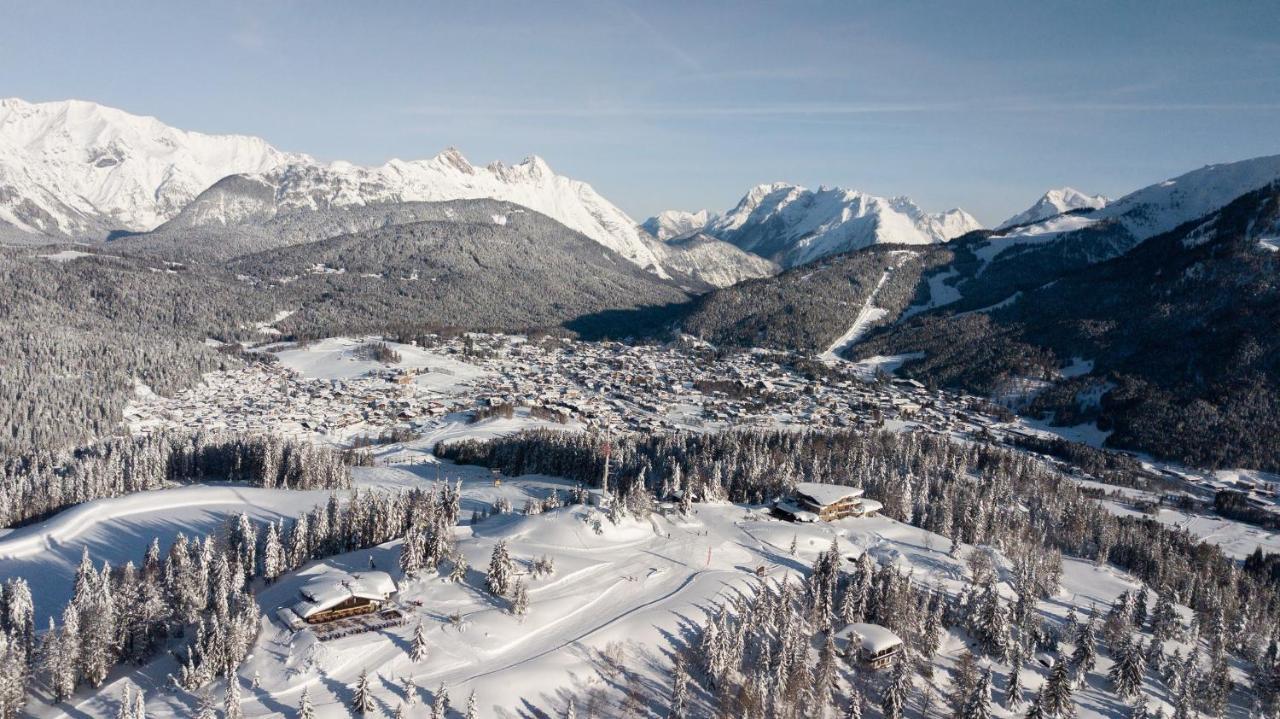 Hotel Seespitz Superior - Adults Only Зеефельд в Тироле Экстерьер фото